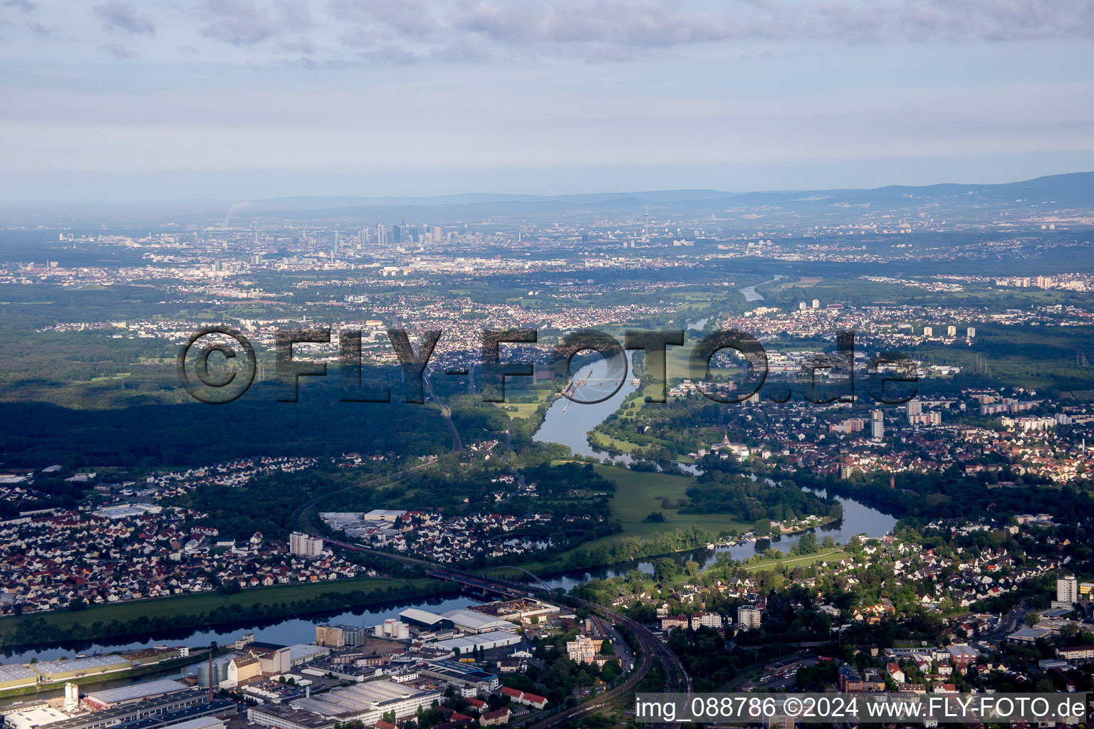 Vue aérienne de Hanau dans le département Hesse, Allemagne