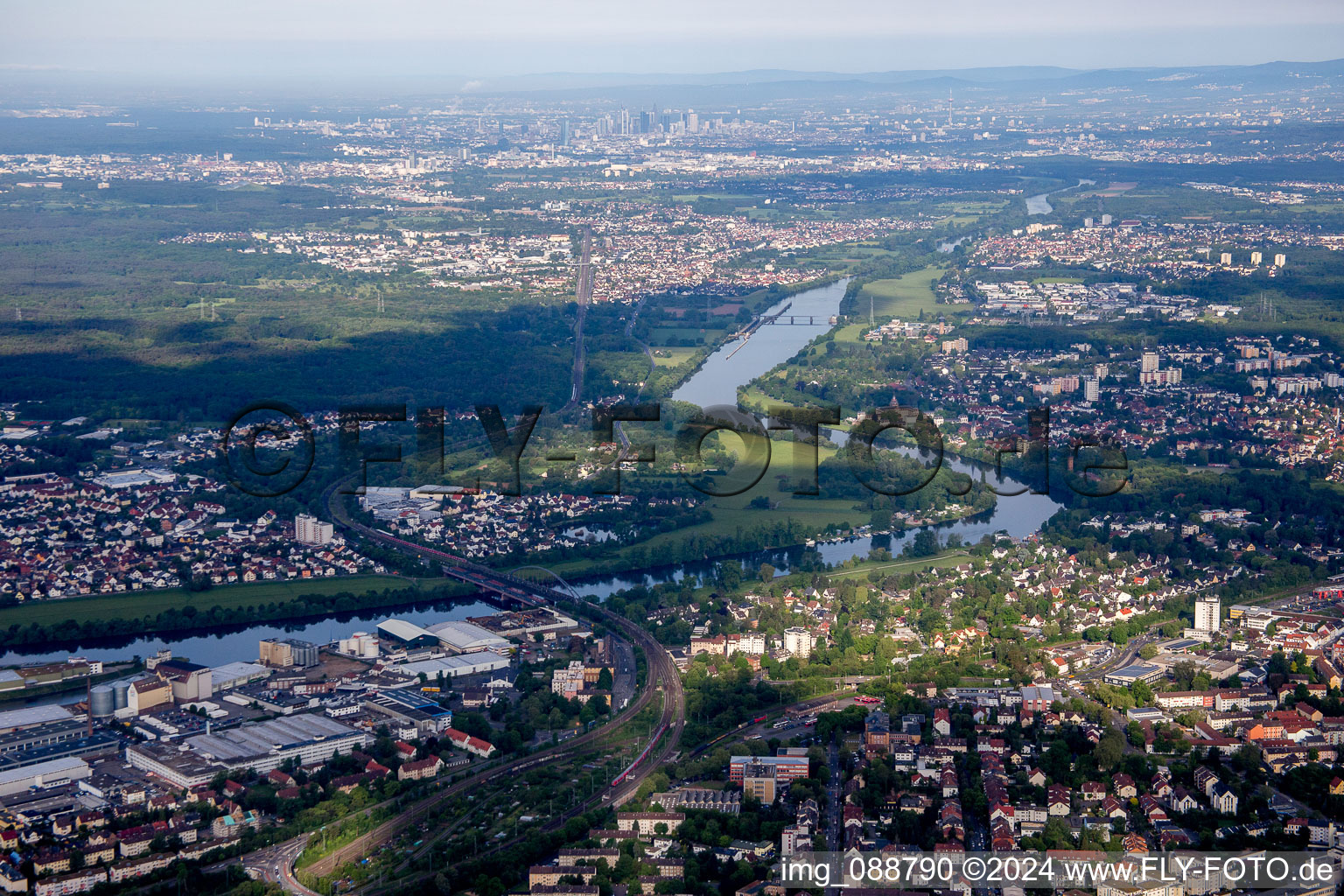 Vue aérienne de Hanau dans le département Hesse, Allemagne