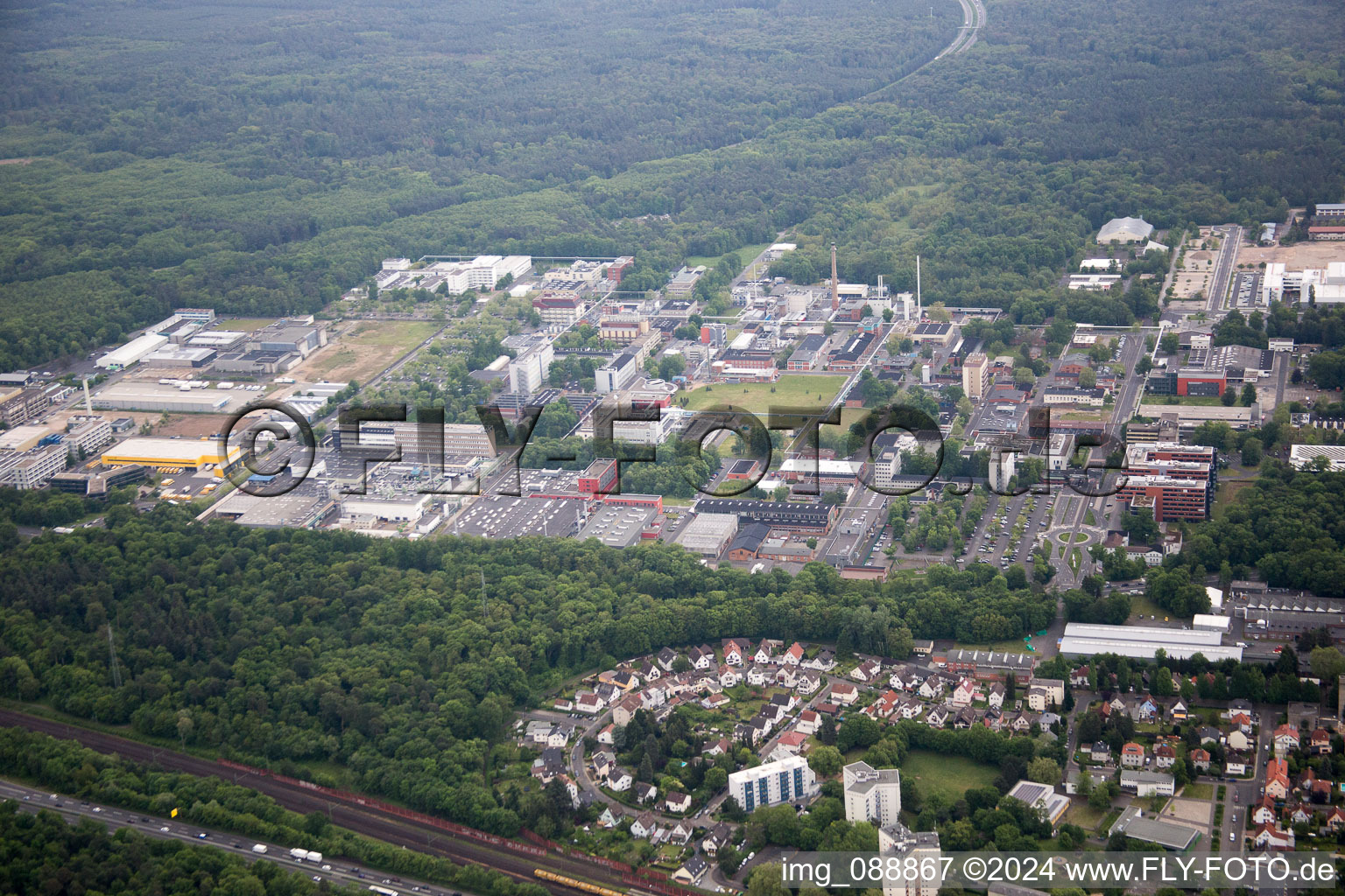 Hanau dans le département Hesse, Allemagne depuis l'avion