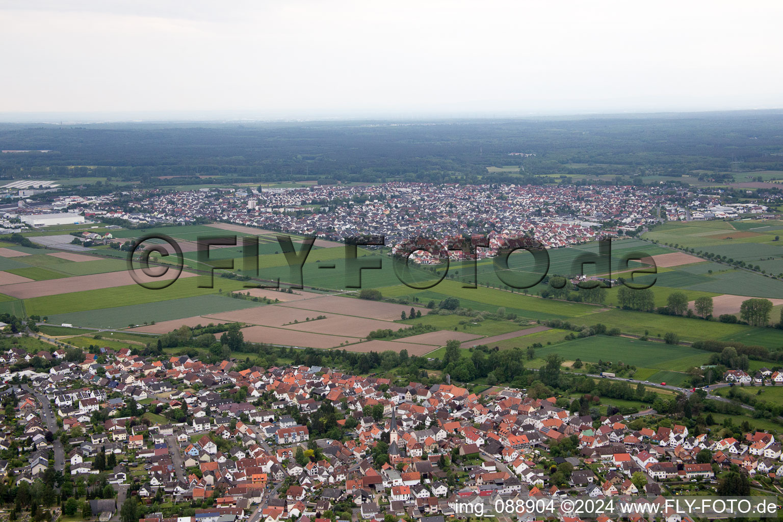 Vue aérienne de Quartier Altheim in Münster dans le département Hesse, Allemagne