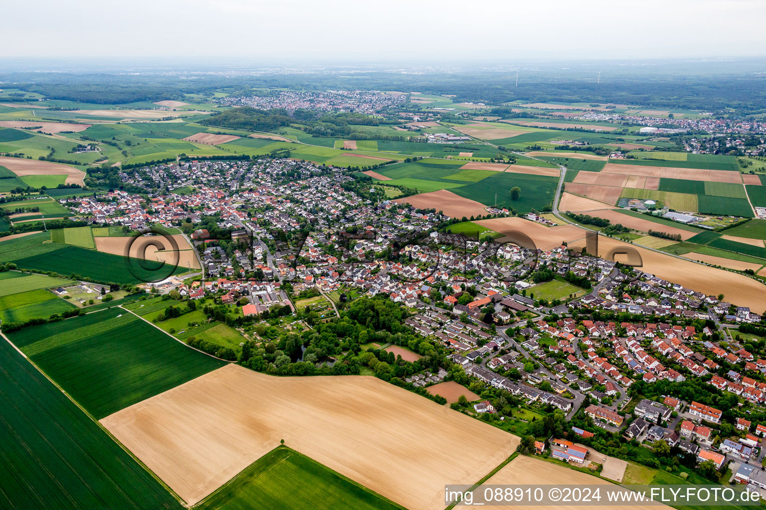 Vue aérienne de Zone de peuplement à le quartier Georgenhausen in Reinheim dans le département Hesse, Allemagne