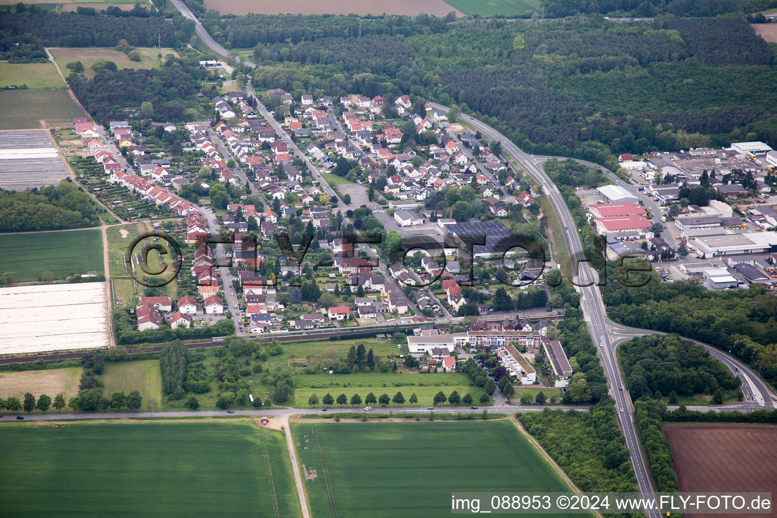 Vue aérienne de Alsbach-Hähnlein dans le département Hesse, Allemagne