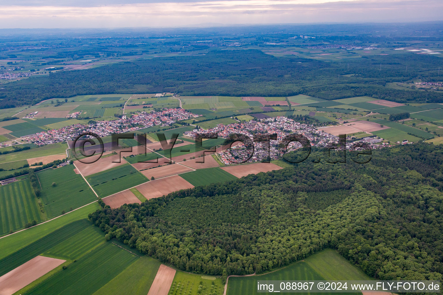 Vue aérienne de De l'est à le quartier Fehlheim in Bensheim dans le département Hesse, Allemagne