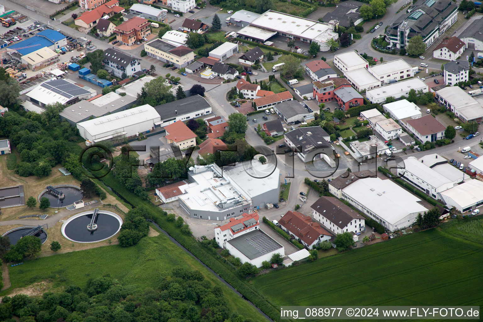 Zone industrielle W à Bensheim dans le département Hesse, Allemagne hors des airs