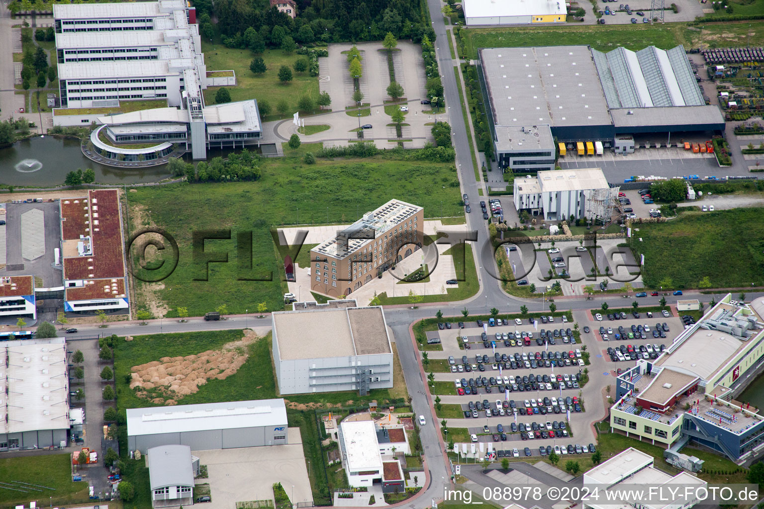 Zone industrielle W à Bensheim dans le département Hesse, Allemagne vue d'en haut