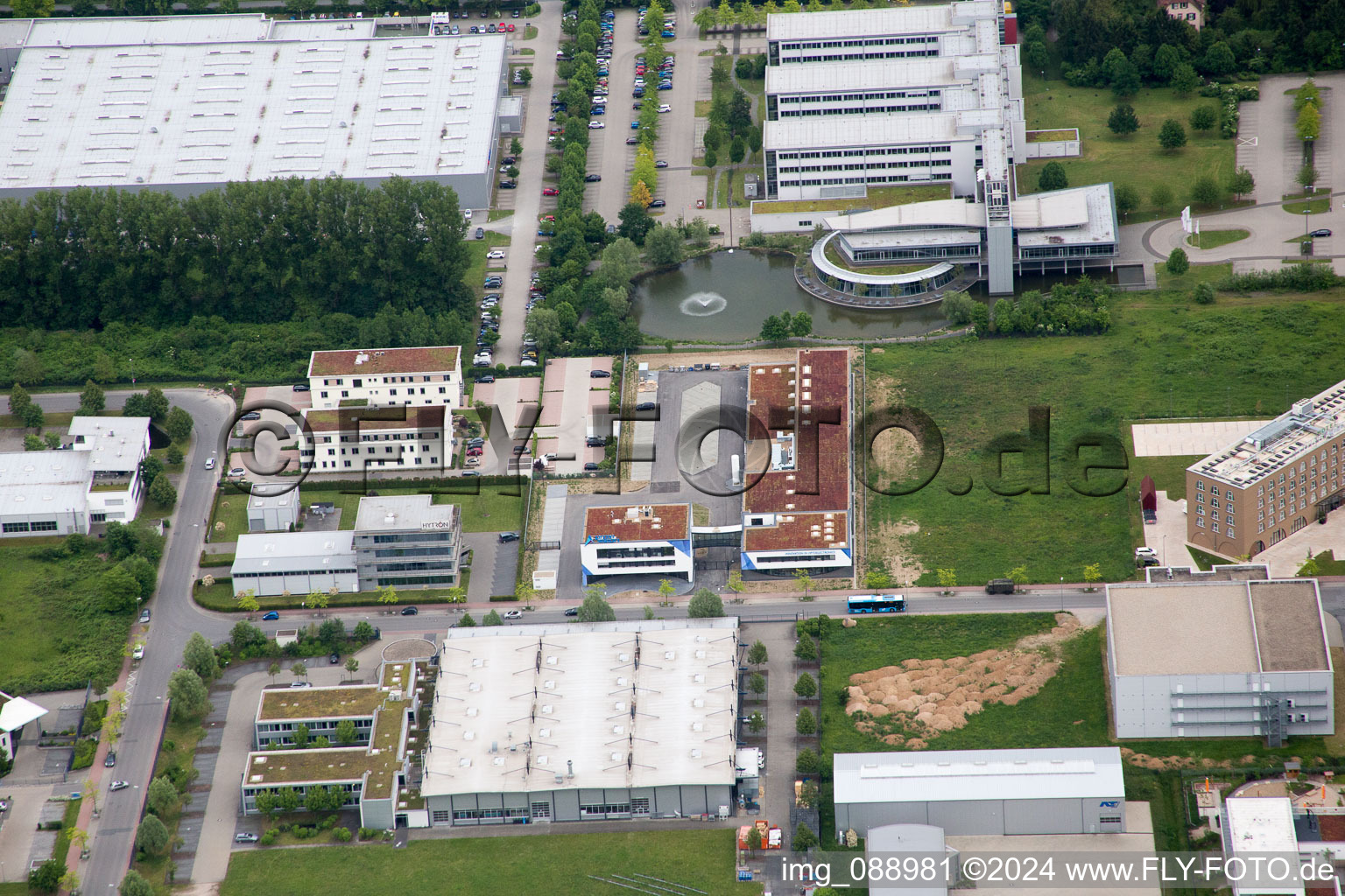 Zone industrielle W à Bensheim dans le département Hesse, Allemagne vue du ciel