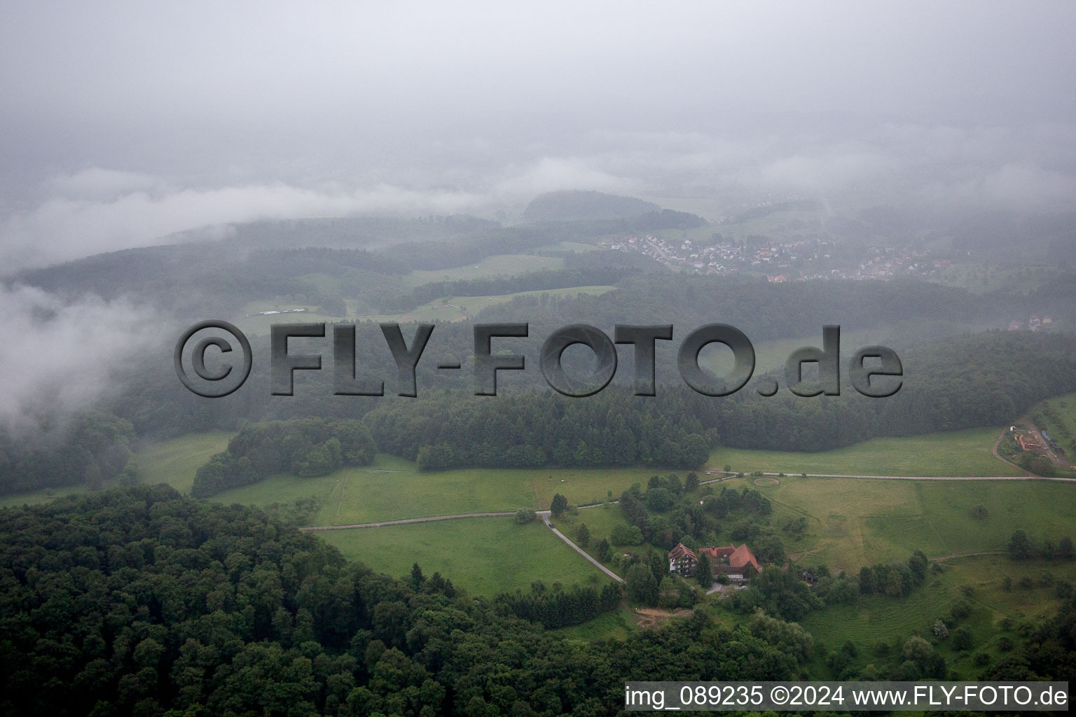 Vue aérienne de Sonderbach dans le département Hesse, Allemagne