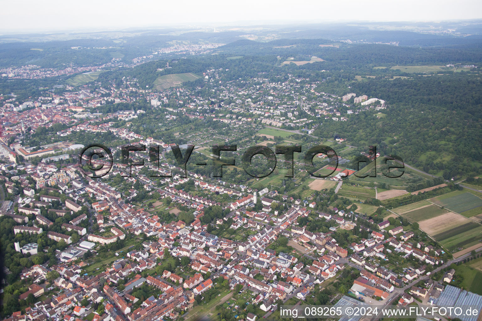 Quartier Durlach in Karlsruhe dans le département Bade-Wurtemberg, Allemagne vue du ciel