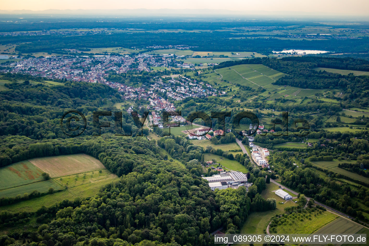 Photographie aérienne de Du sud-est à Weingarten dans le département Bade-Wurtemberg, Allemagne