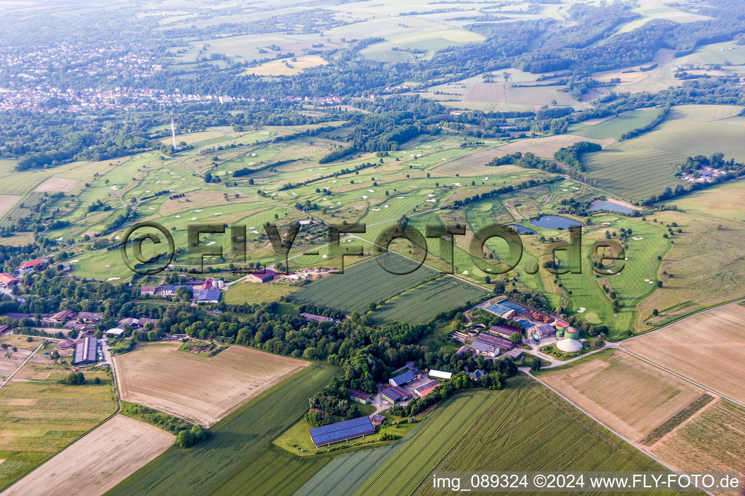 Vue aérienne de Superficie du terrain de golf Golfclub Bruchsal eV à Bruchsal dans le département Bade-Wurtemberg, Allemagne