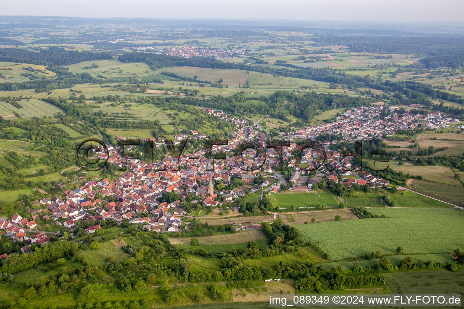 Vue oblique de Quartier Oberöwisheim in Kraichtal dans le département Bade-Wurtemberg, Allemagne