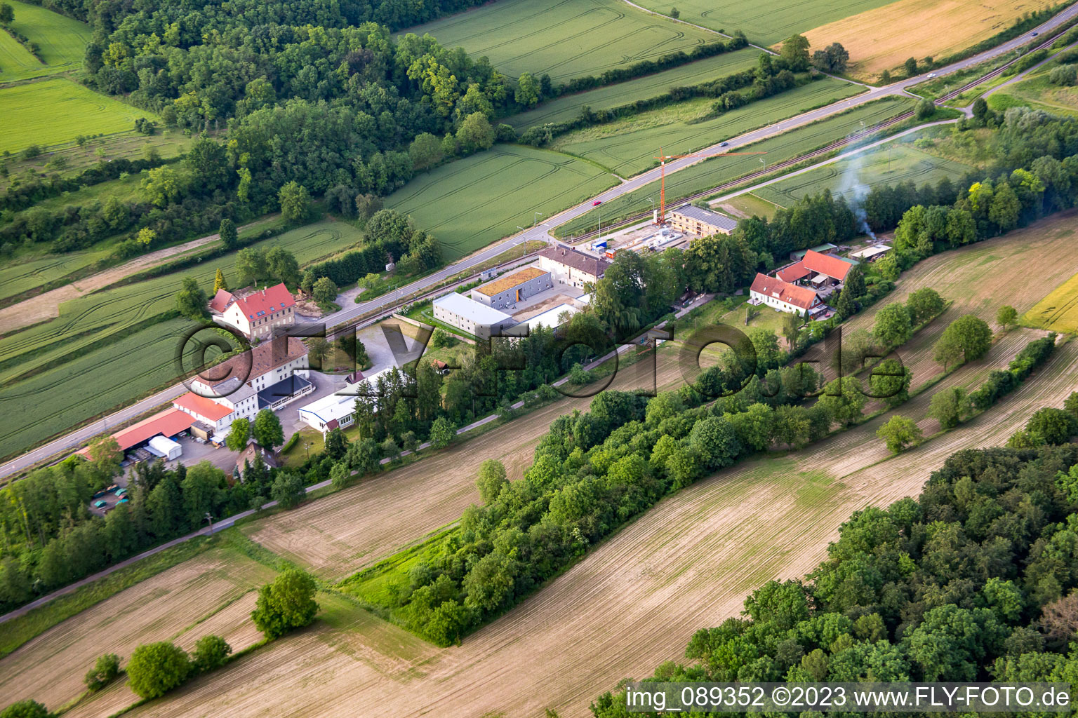Vue aérienne de Gebr.Uncred + Co à le quartier Zeutern in Ubstadt-Weiher dans le département Bade-Wurtemberg, Allemagne