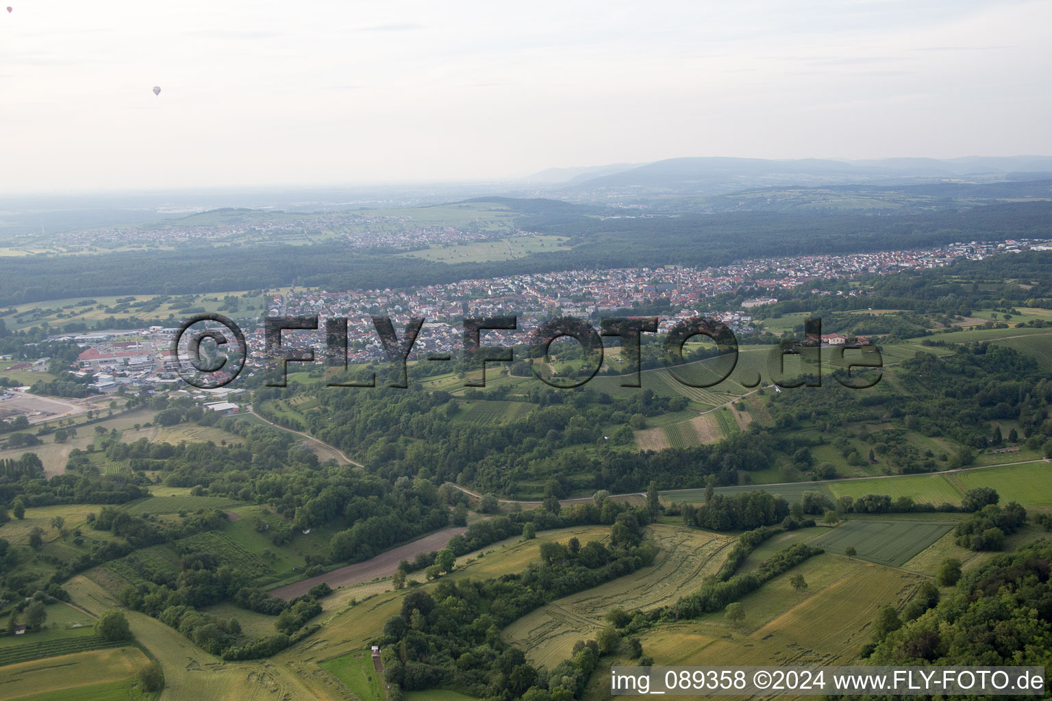 Vue oblique de Östringen dans le département Bade-Wurtemberg, Allemagne