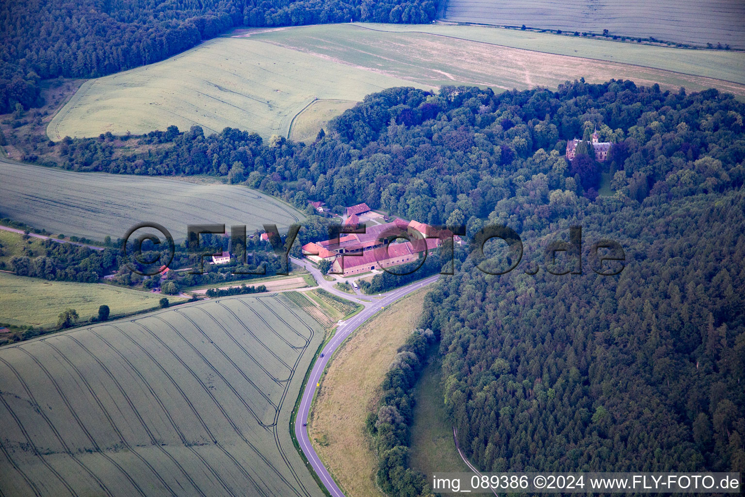 Vue aérienne de Wiesenbach dans le département Bade-Wurtemberg, Allemagne