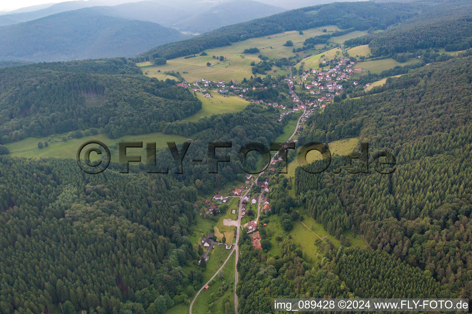 Brombach dans le département Bade-Wurtemberg, Allemagne depuis l'avion