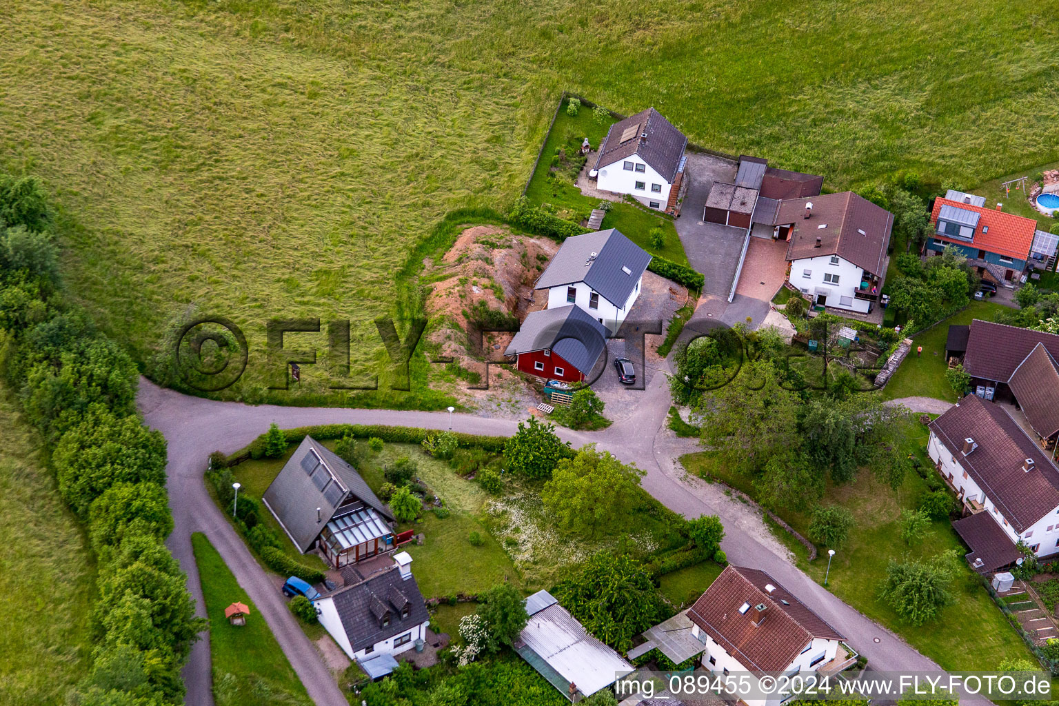 Vue aérienne de Quartier Brombach in Eberbach dans le département Bade-Wurtemberg, Allemagne