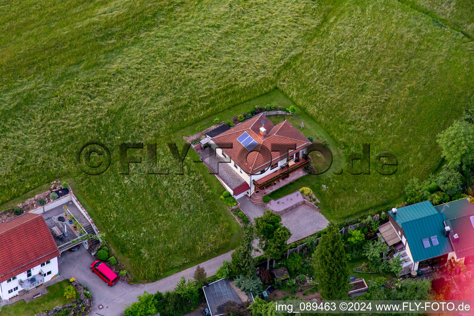 Quartier Brombach in Eberbach dans le département Bade-Wurtemberg, Allemagne depuis l'avion