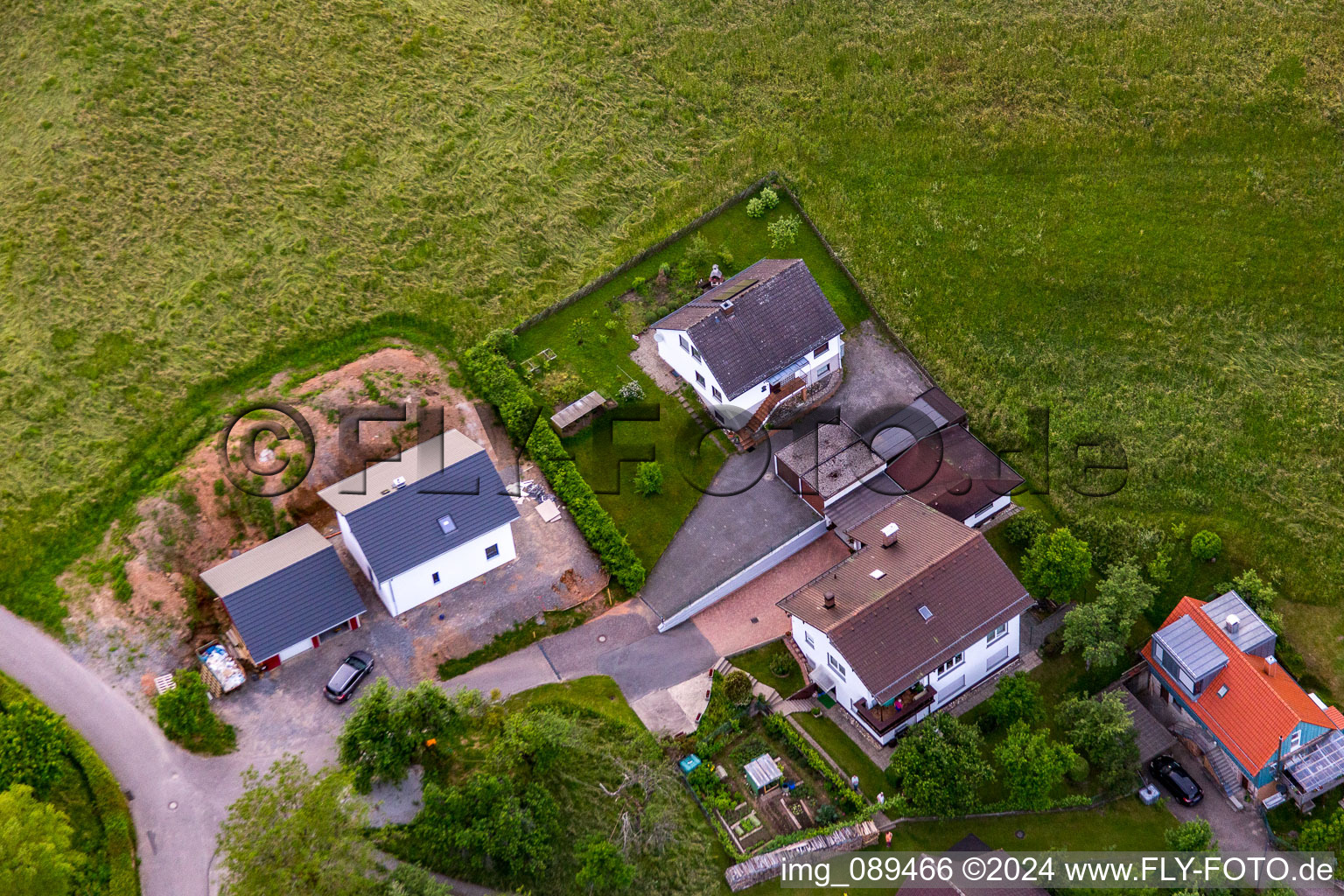 Enregistrement par drone de Quartier Brombach in Eberbach dans le département Bade-Wurtemberg, Allemagne