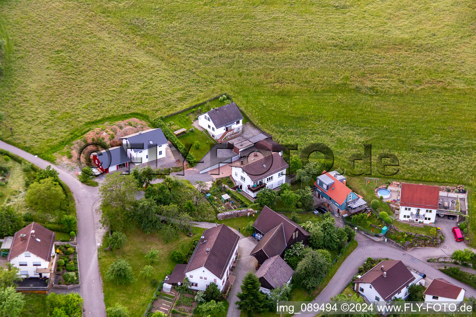 Vue aérienne de Quartier Brombach in Eberbach dans le département Bade-Wurtemberg, Allemagne