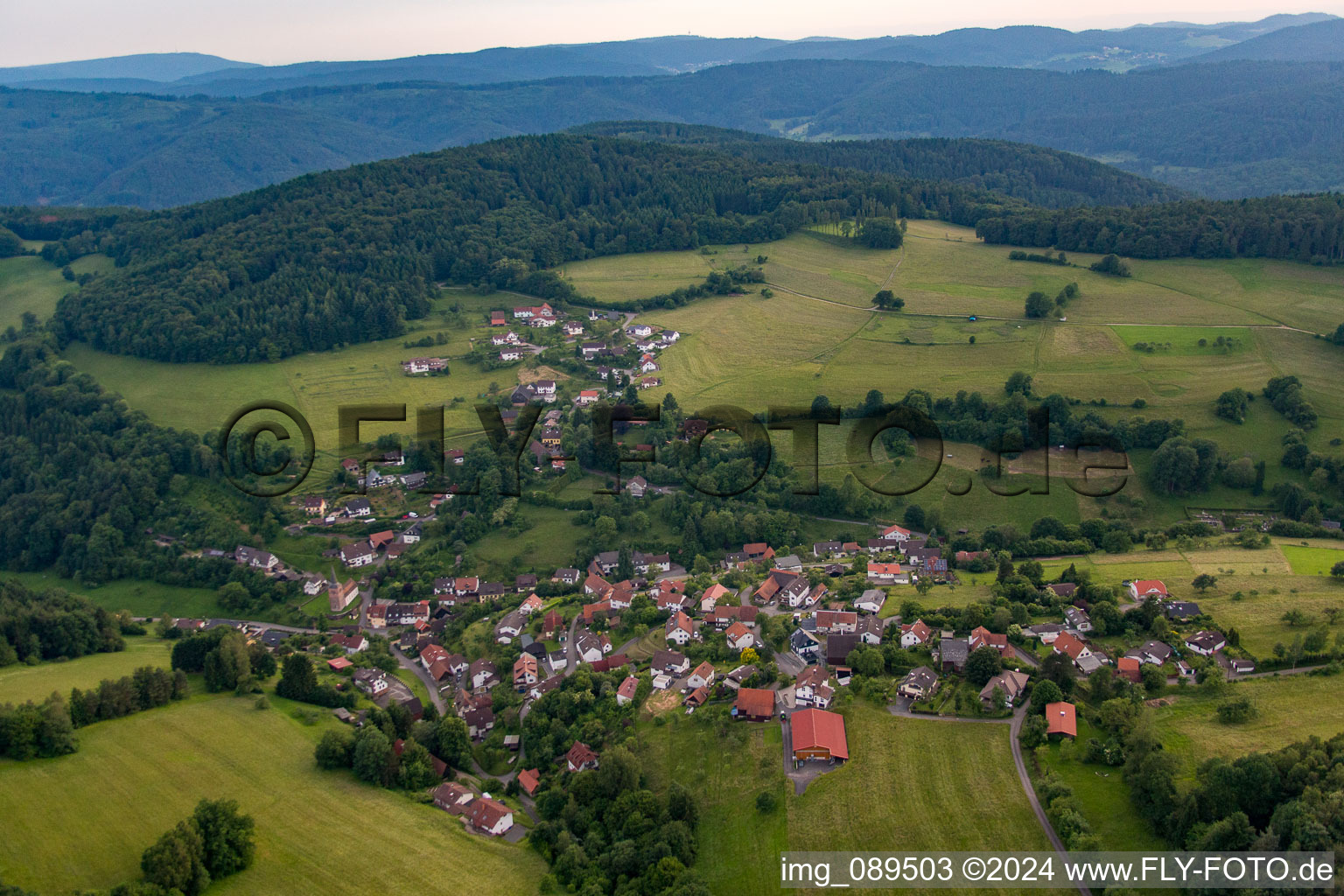 Enregistrement par drone de Quartier Brombach in Eberbach dans le département Bade-Wurtemberg, Allemagne