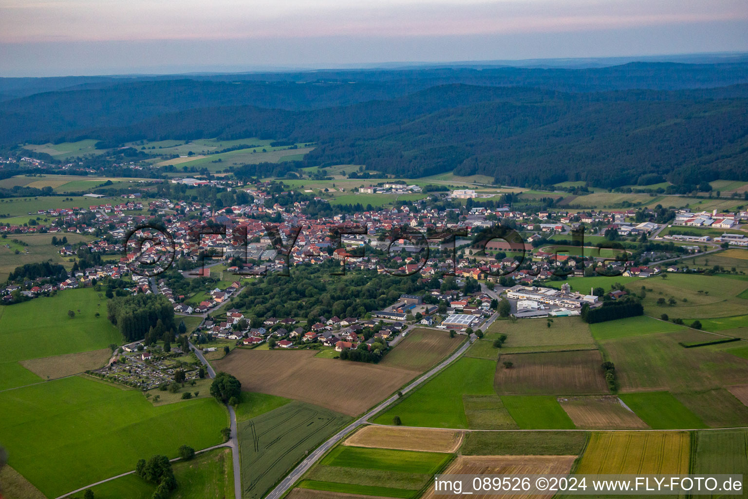 Vue aérienne de Quartier Beerfelden in Oberzent dans le département Hesse, Allemagne