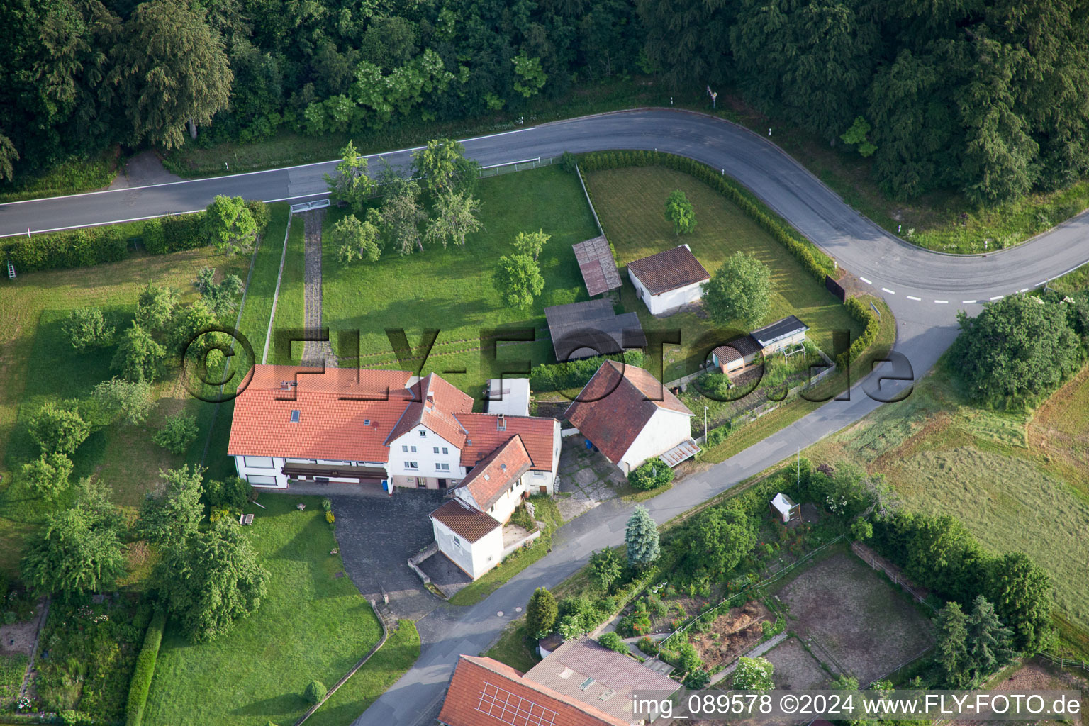 Vue aérienne de Bremhof dans le département Hesse, Allemagne