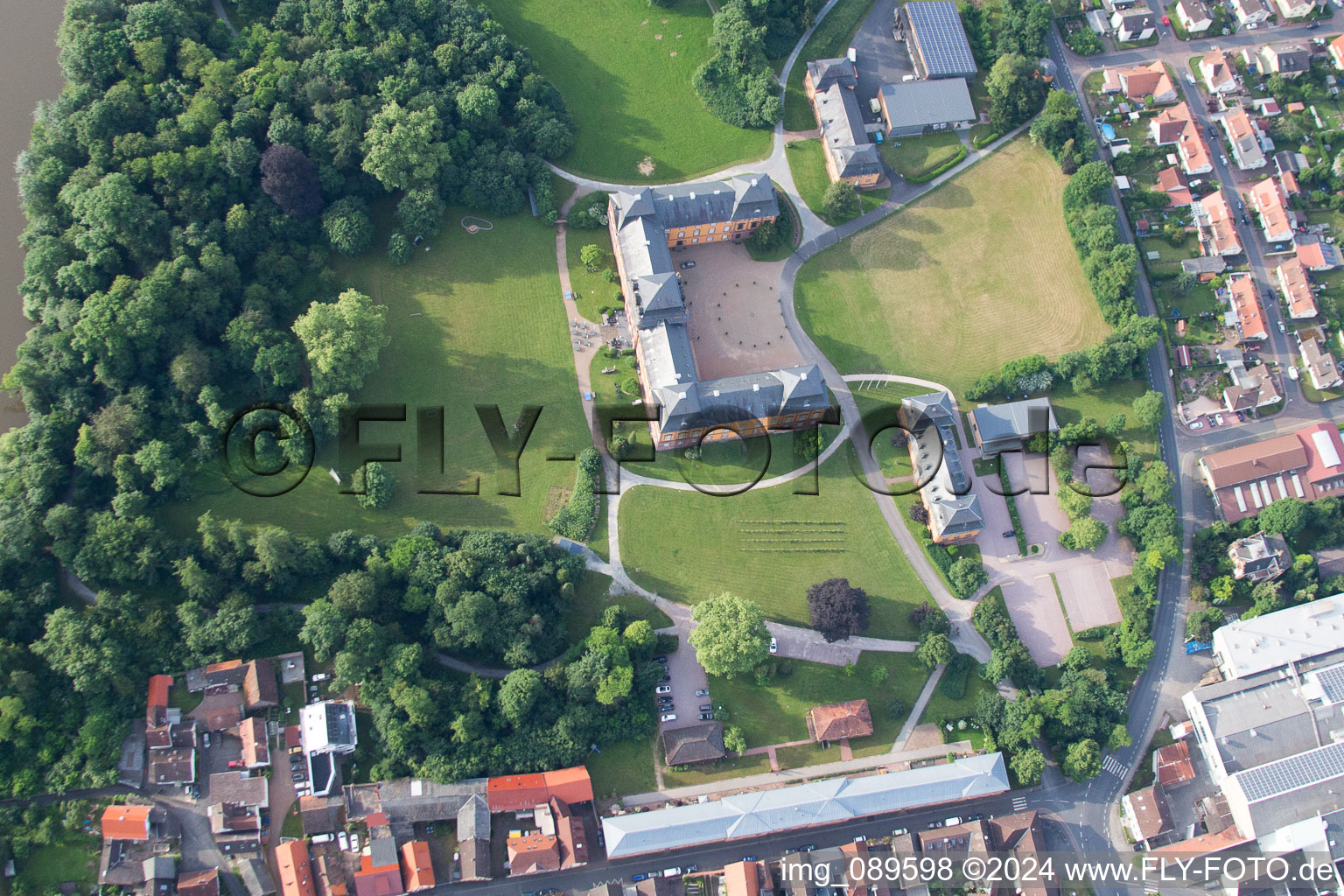 Photographie aérienne de Kleinheubach dans le département Bavière, Allemagne