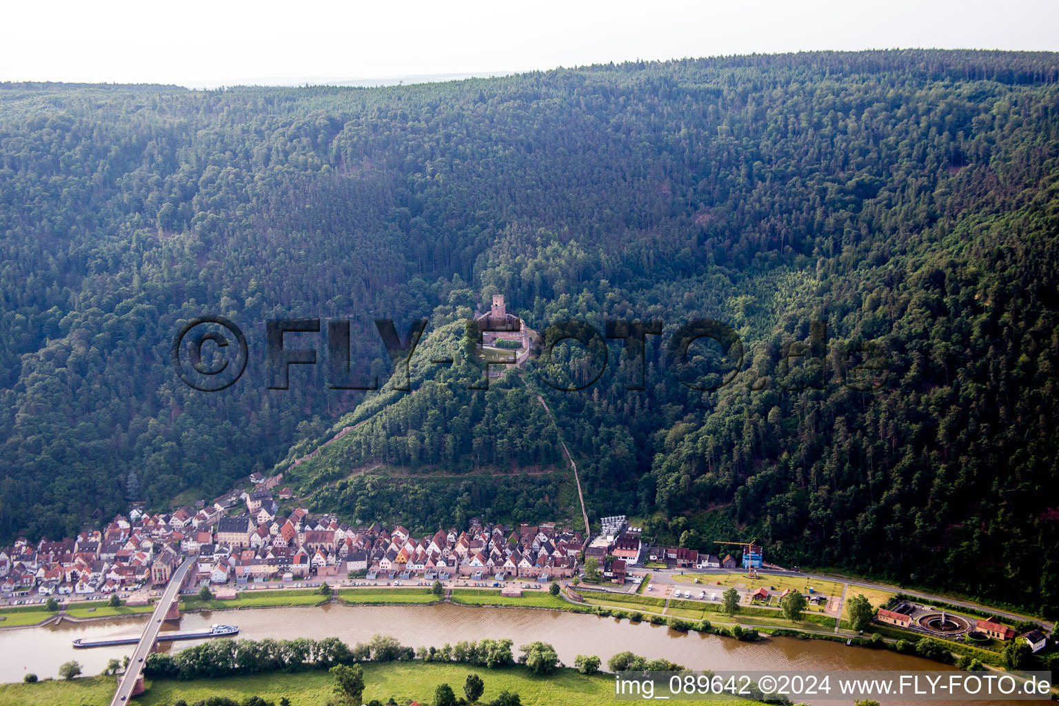 Photographie aérienne de Château de Freudenbourg à Freudenberg dans le département Bade-Wurtemberg, Allemagne