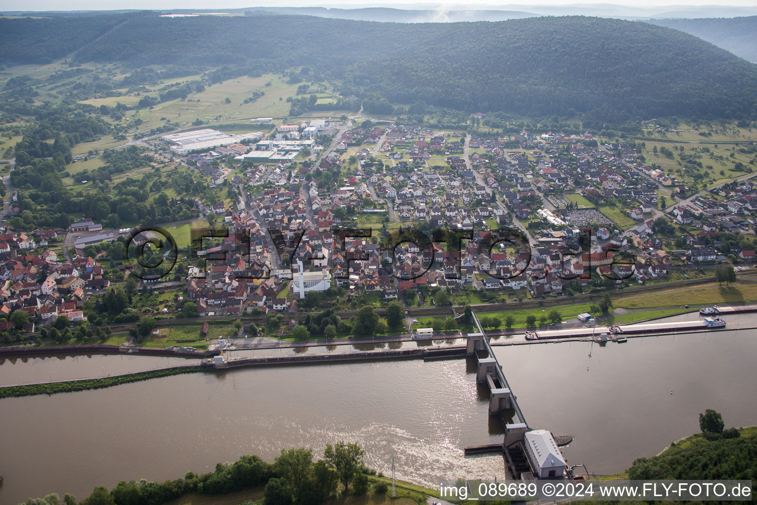 Vue aérienne de Faulbach dans le département Bavière, Allemagne