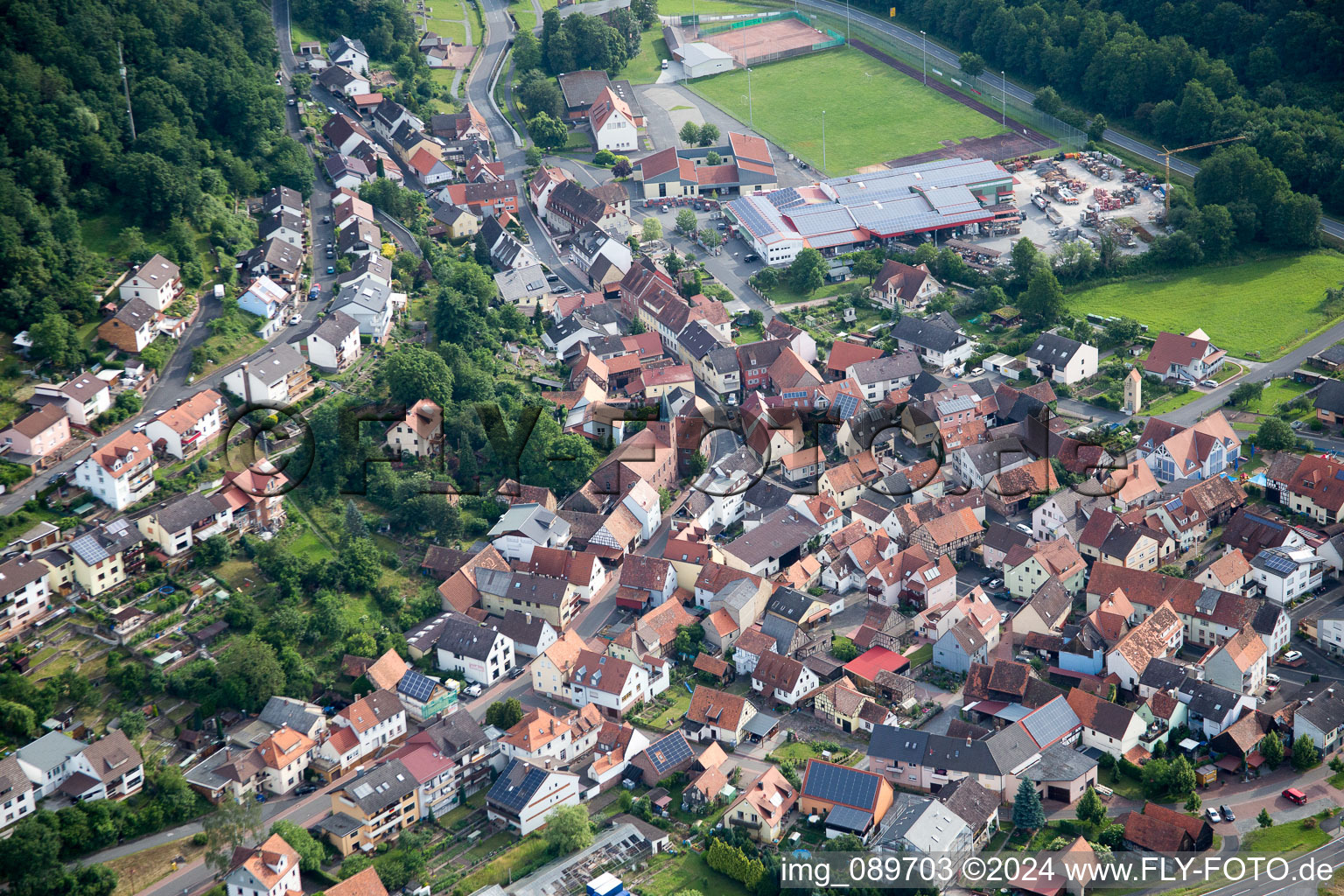 Vue oblique de Zones riveraines du Main à Hasloch dans le département Bavière, Allemagne