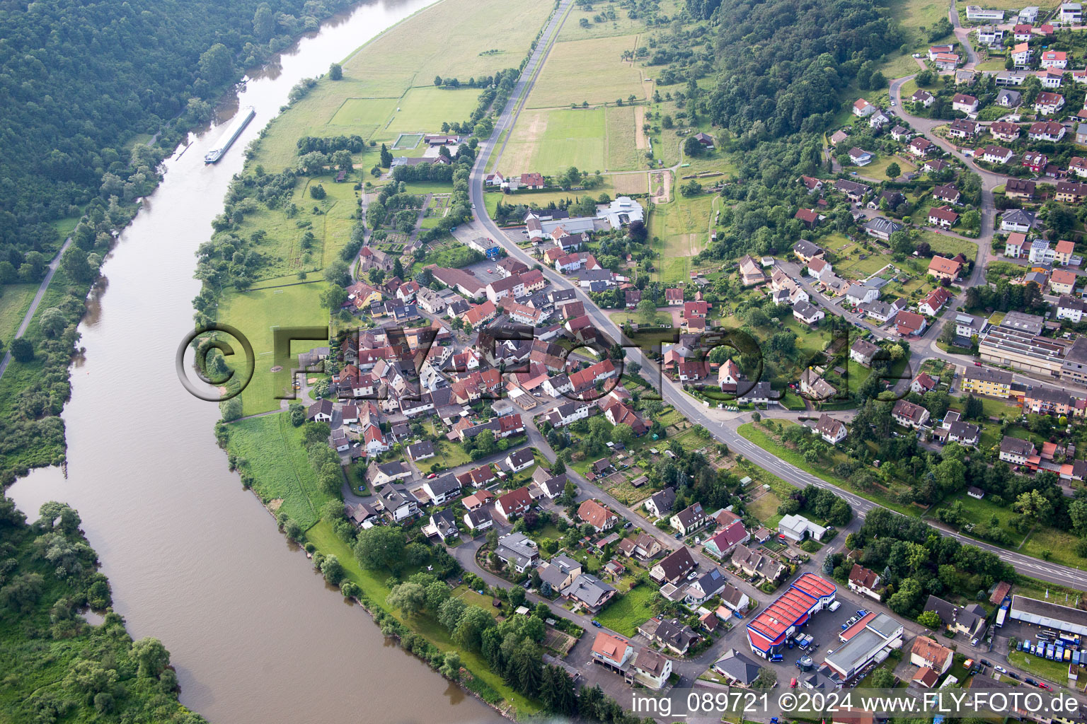 Vue oblique de Wertheim dans le département Bade-Wurtemberg, Allemagne