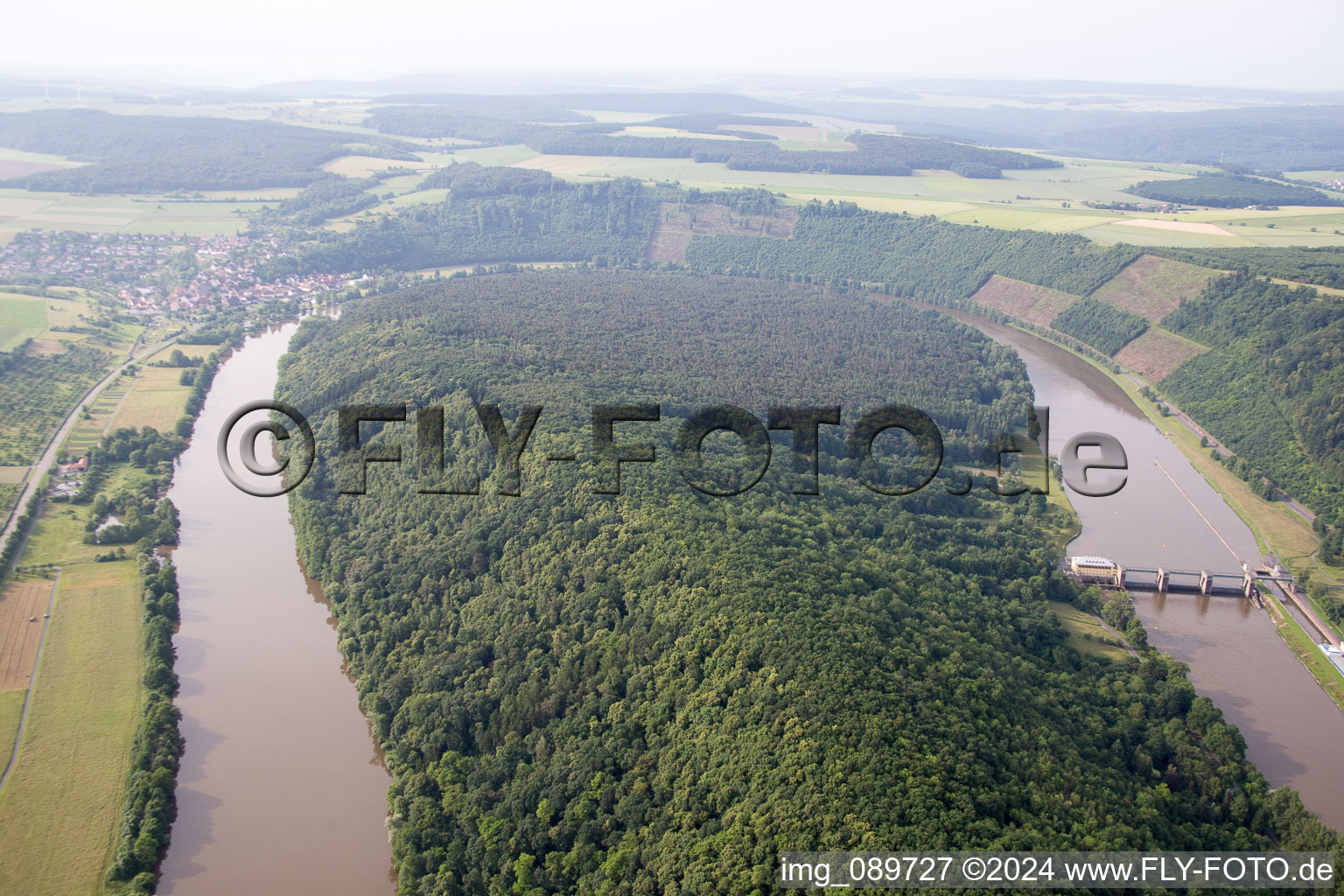 Vue aérienne de Boucle principale à Urphar dans le département Bade-Wurtemberg, Allemagne