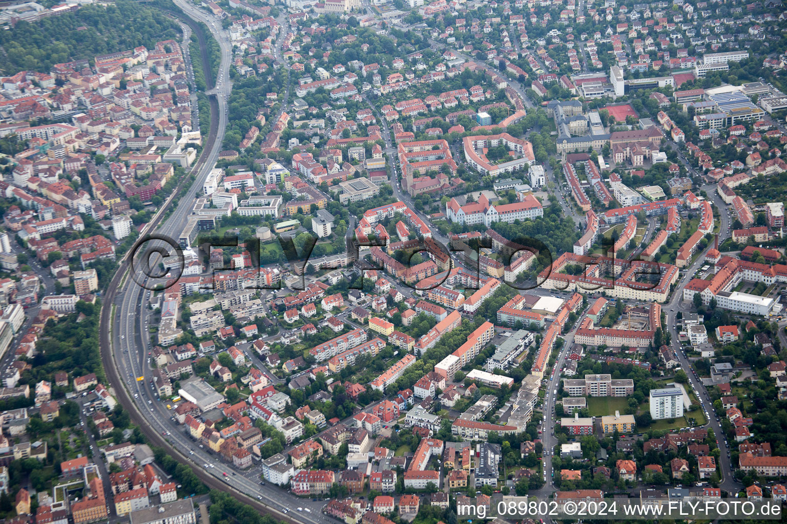 Würzburg dans le département Bavière, Allemagne vu d'un drone