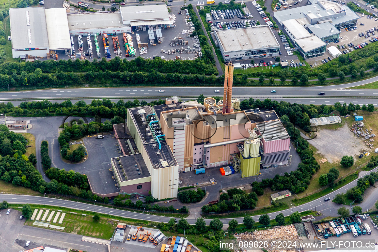 Vue aérienne de Site de l'usine d'incinération et de recyclage des déchets de Würzburger Recycling GmbH (WRG) à le quartier Grombühl in Würzburg dans le département Bavière, Allemagne