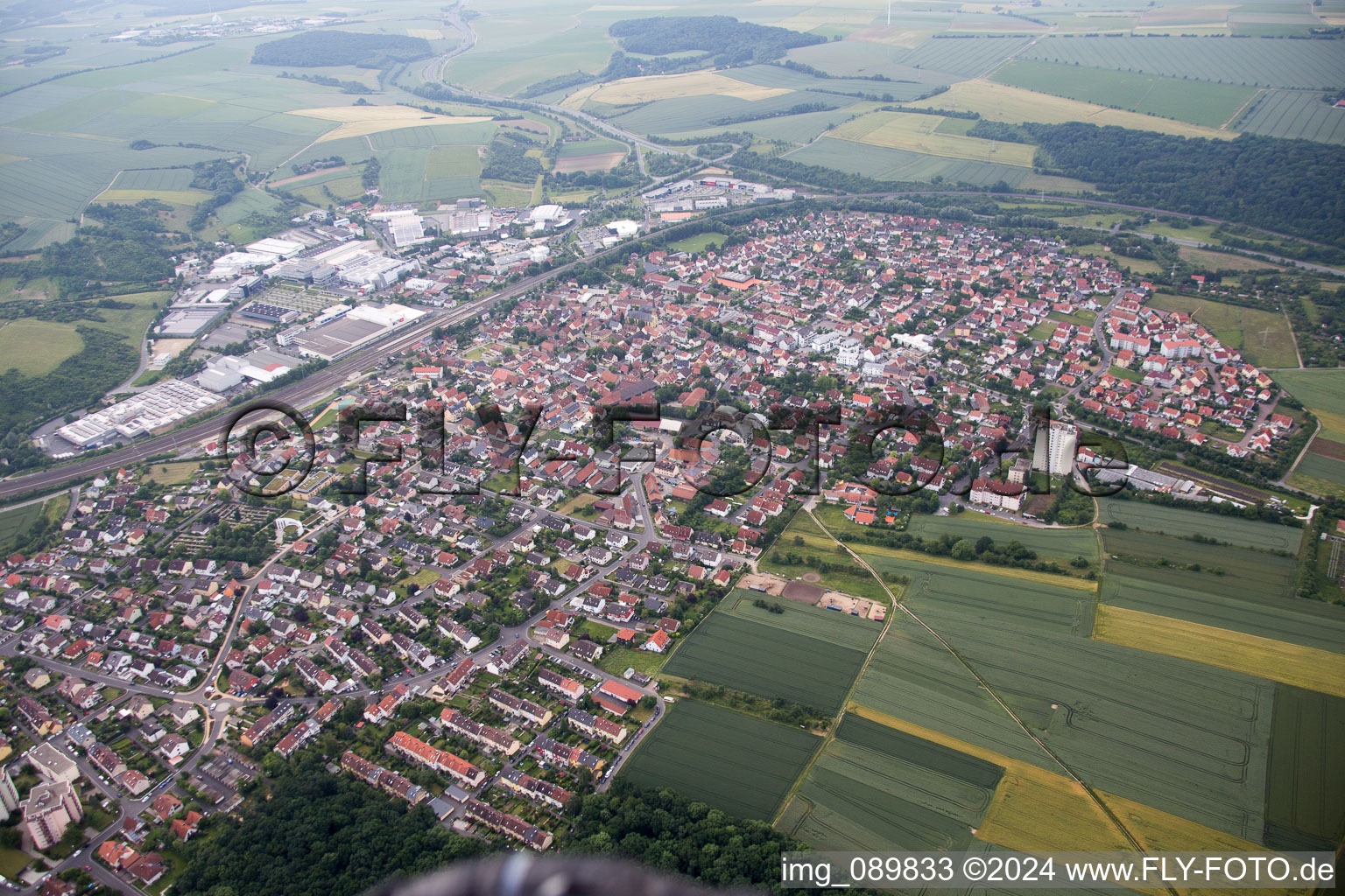 Vue aérienne de Wurtzbourg, Rottendorf à Rottendorf dans le département Bavière, Allemagne