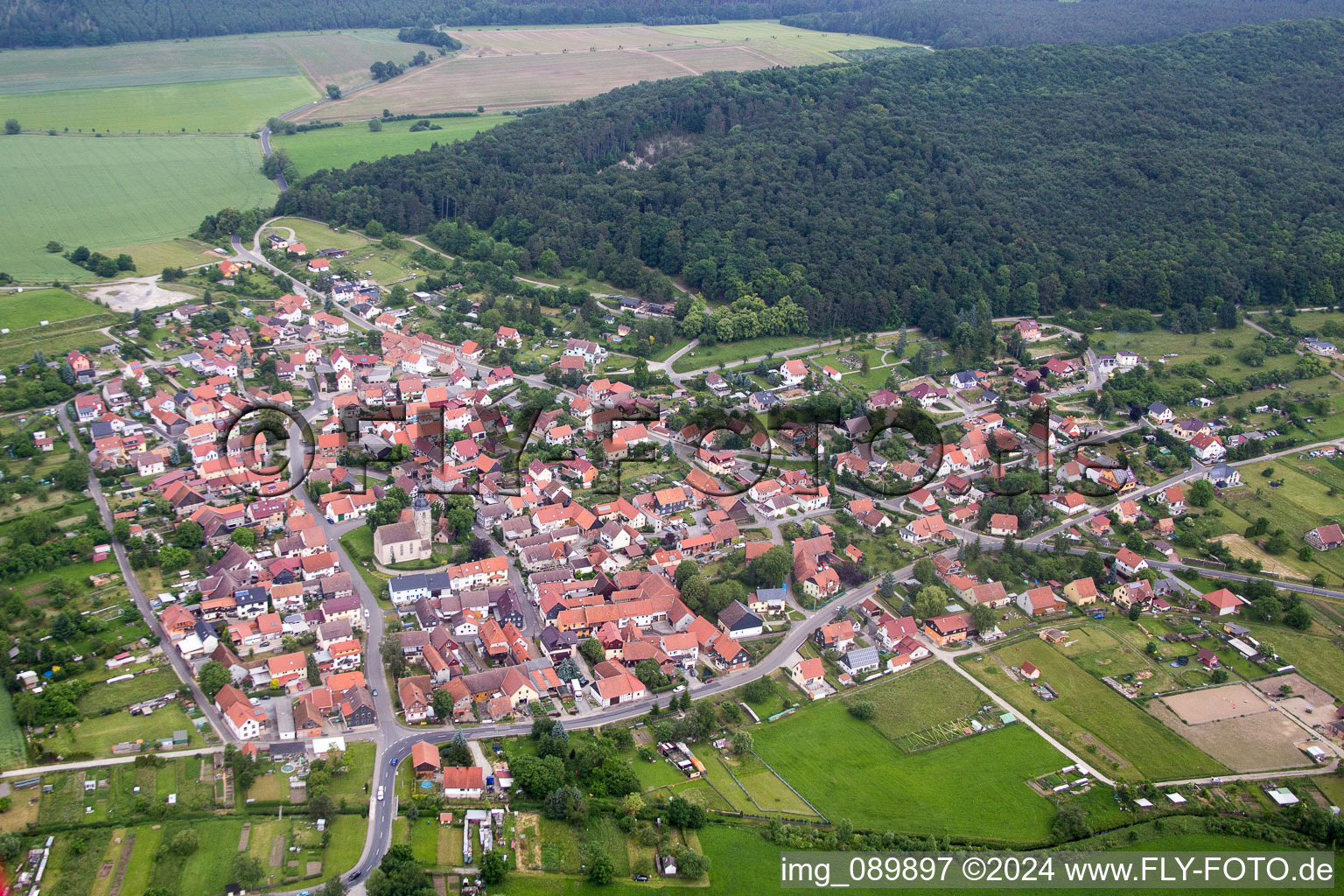 Vue aérienne de Quartier Queienfeld à Grabfeld à Queienfeld dans le département Thuringe, Allemagne
