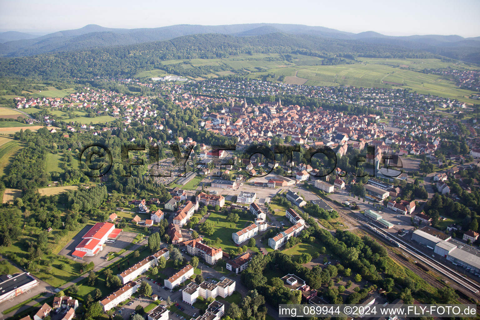 Wissembourg dans le département Bas Rhin, France d'en haut