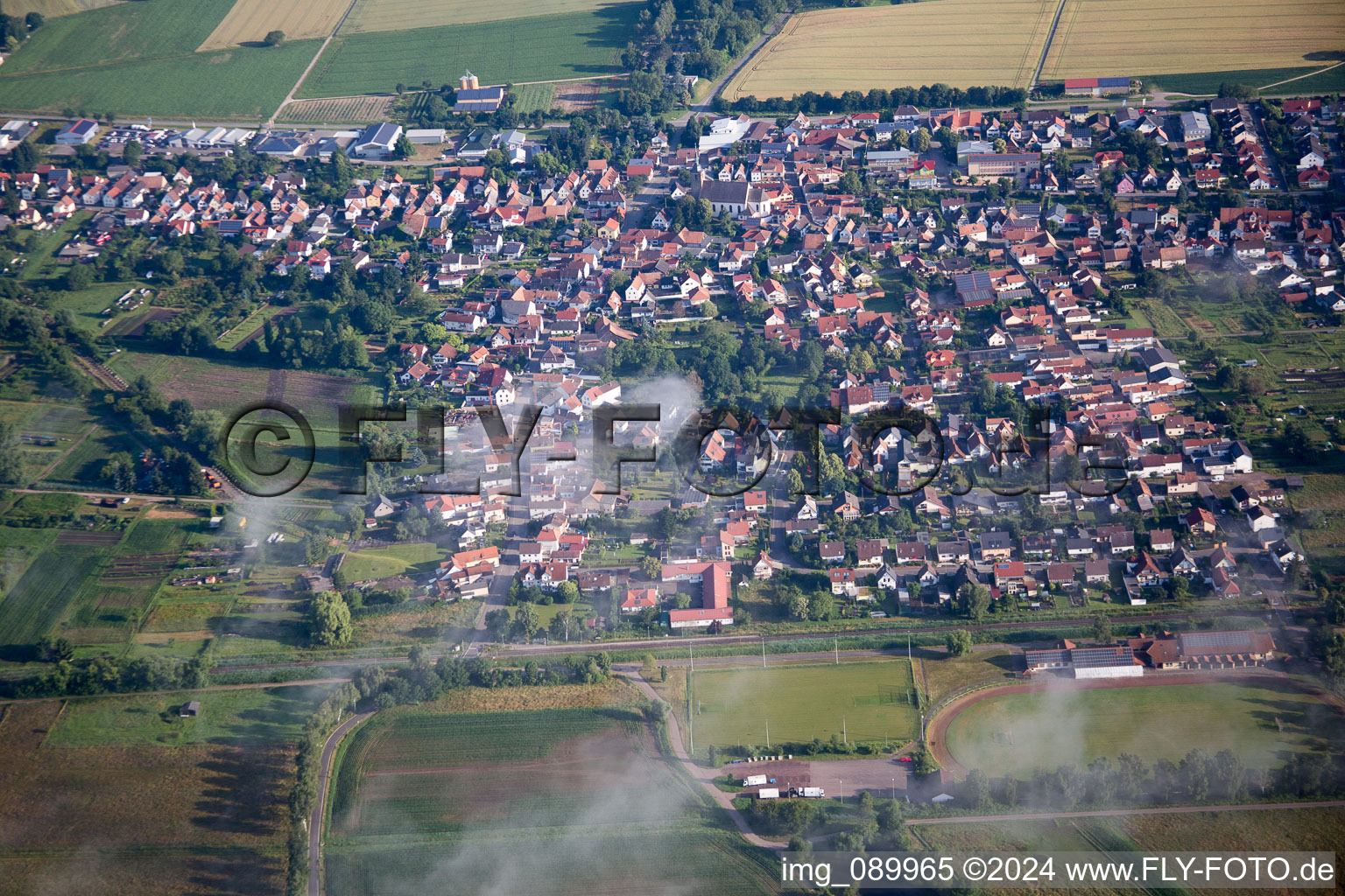 Steinfeld dans le département Rhénanie-Palatinat, Allemagne vue d'en haut