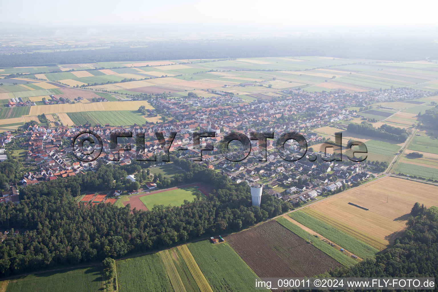 Photographie aérienne de Hatzenbühl dans le département Rhénanie-Palatinat, Allemagne