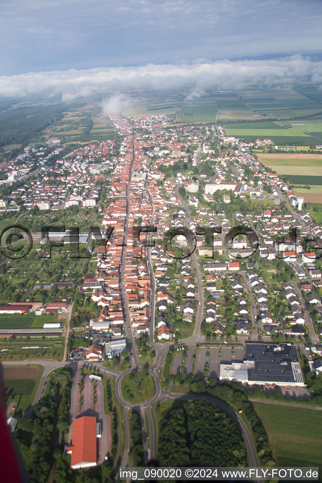 Kandel dans le département Rhénanie-Palatinat, Allemagne vue d'en haut