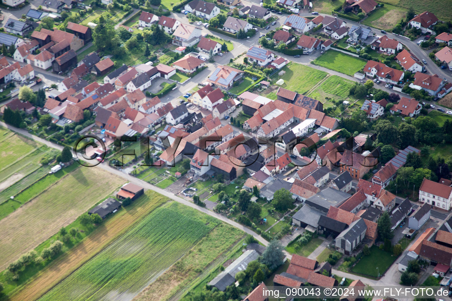 Enregistrement par drone de Herxheimweyher dans le département Rhénanie-Palatinat, Allemagne