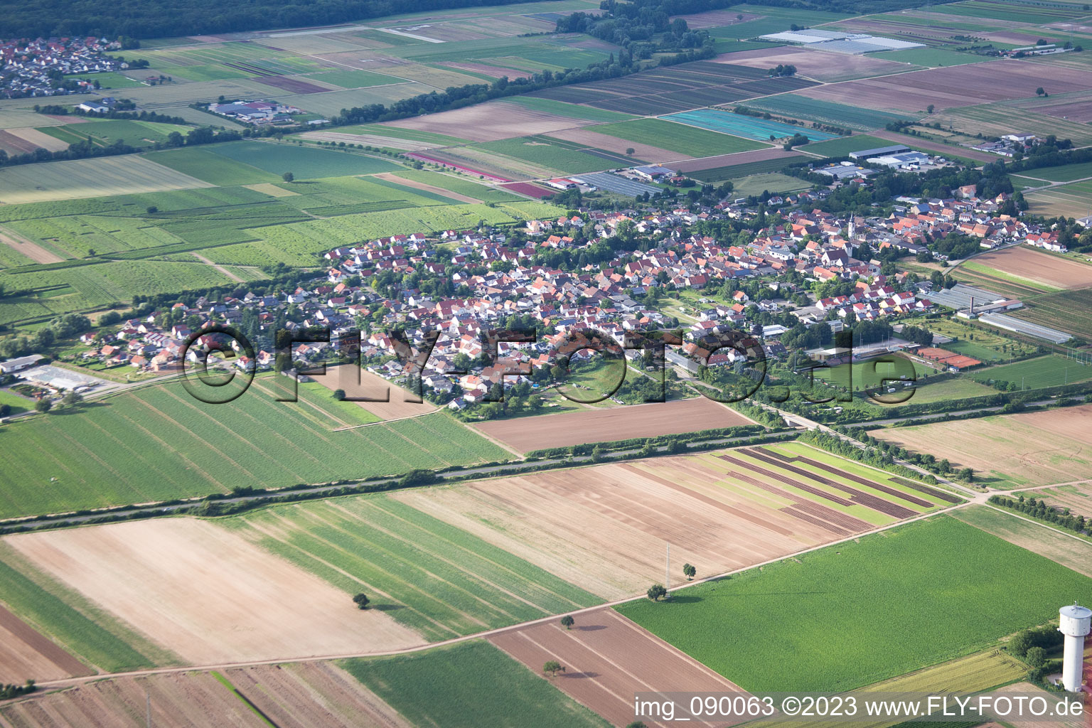 Photographie aérienne de Weingarten dans le département Rhénanie-Palatinat, Allemagne