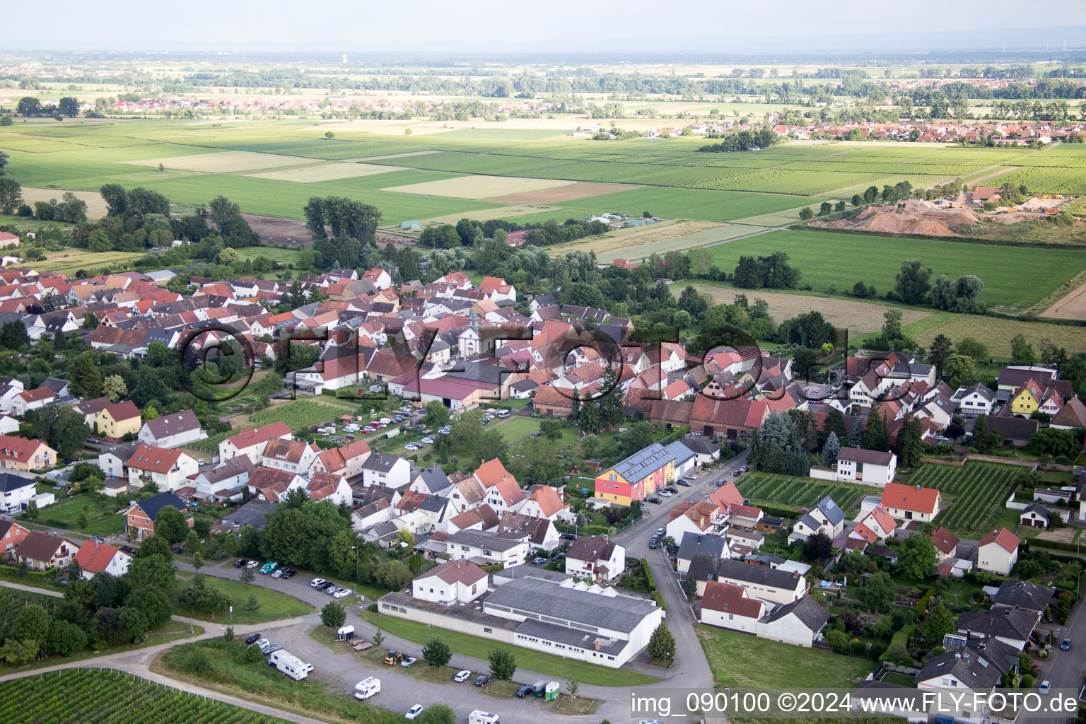 Quartier Duttweiler in Neustadt an der Weinstraße dans le département Rhénanie-Palatinat, Allemagne vu d'un drone