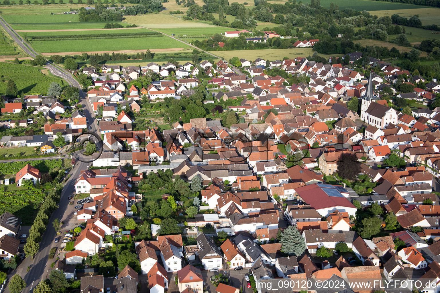 Vue oblique de Venningen dans le département Rhénanie-Palatinat, Allemagne