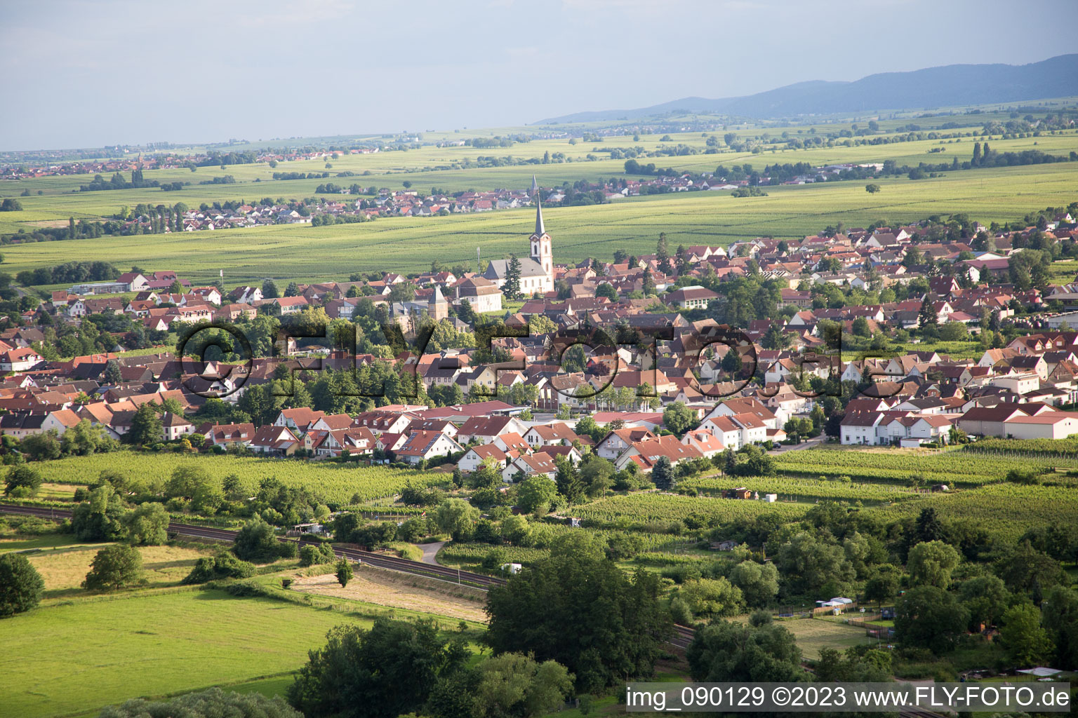 Vue aérienne de Edesheim dans le département Rhénanie-Palatinat, Allemagne