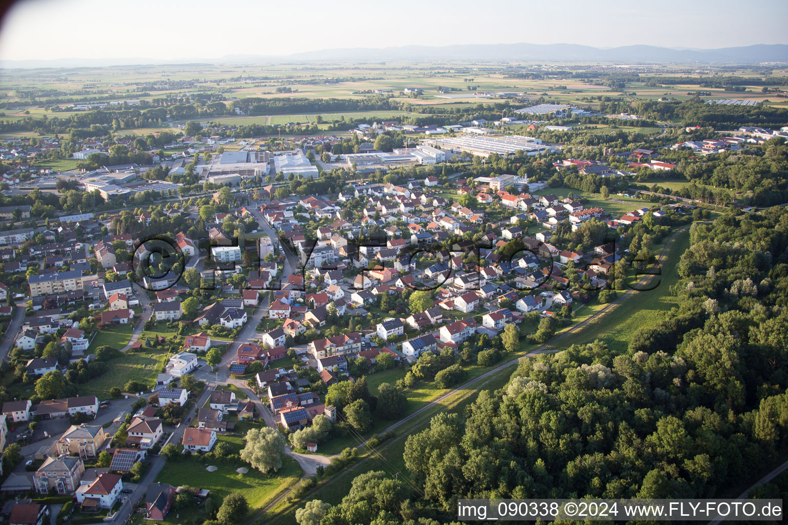 Vue oblique de Landau an der Isar dans le département Bavière, Allemagne