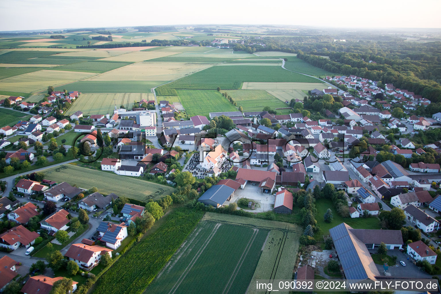 Vue aérienne de Oberpöring dans le département Bavière, Allemagne