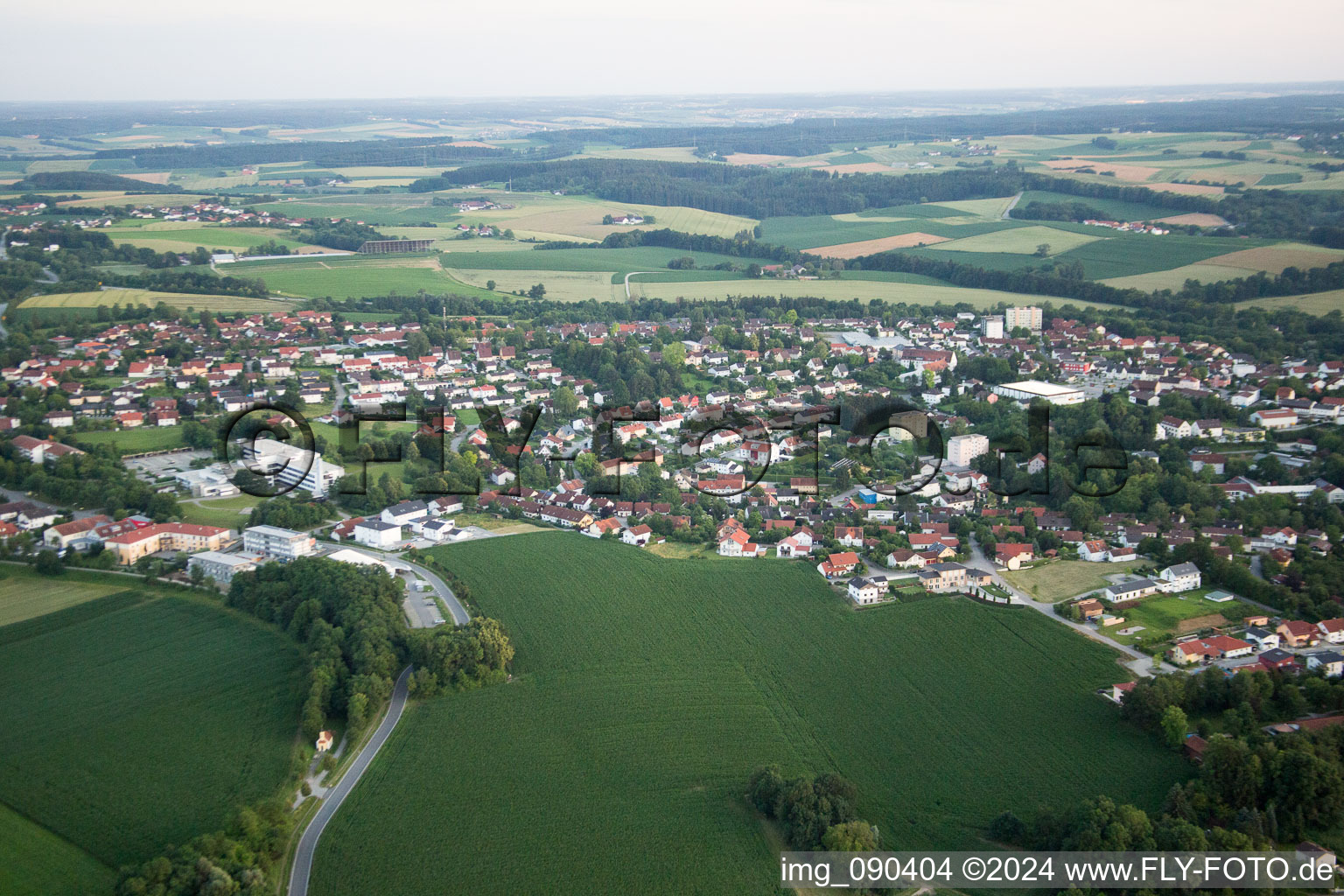 Landau an der Isar dans le département Bavière, Allemagne depuis l'avion