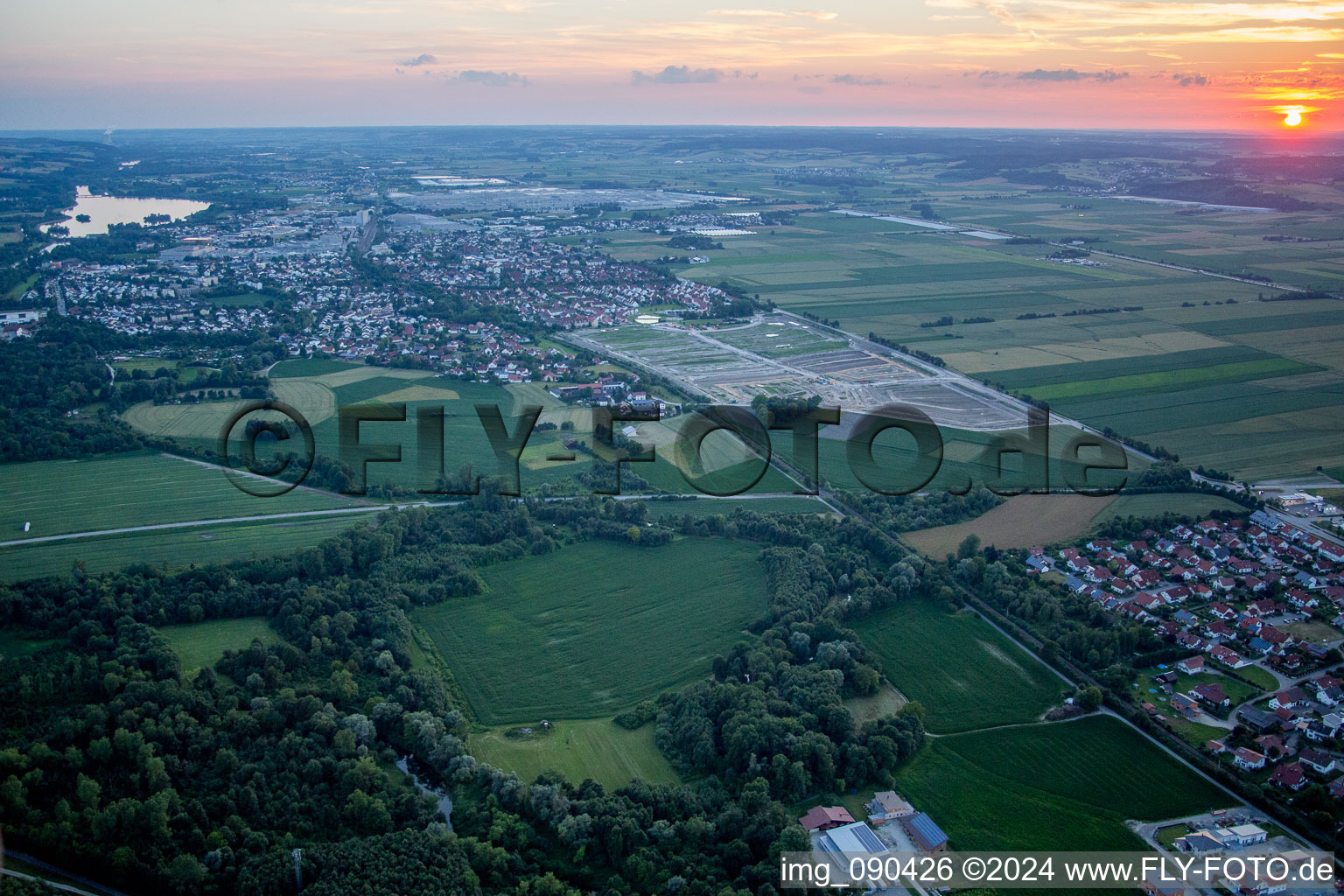 Photographie aérienne de Quartier Höll in Dingolfing dans le département Bavière, Allemagne