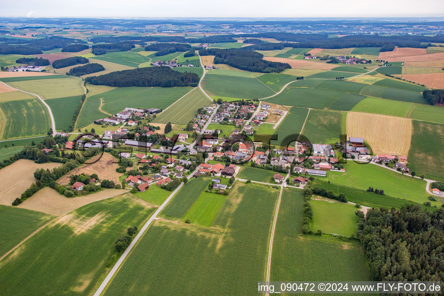 Vue aérienne de Quartier Kollbach in Gangkofen dans le département Bavière, Allemagne